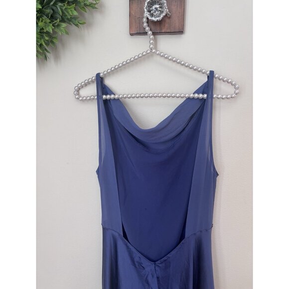 Vintage Victorias Secret Size L Blue Silk Maxi Nightgown Sleeveless Open Back - Picture 4 of 7